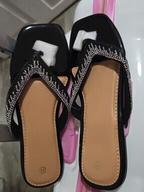 Black Rhinestone Women's Flip-Flop Sandals